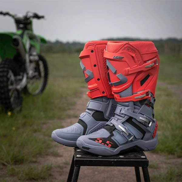 Leatt GPX 5.5 Flexlock Graphene Boots - Image 3