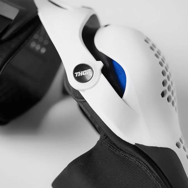 Thor Kids Sentinel LTD White Knee Guard - Image 2